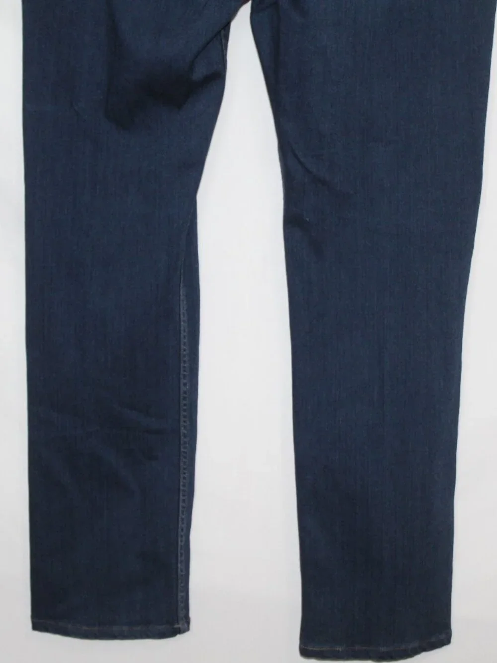 Paige federal dark wash straight leg stretchy jeans